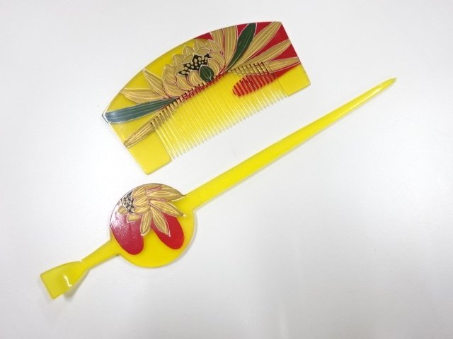 JAPANESE KIMONO / ANTIQUE MAKIE COMB / SET